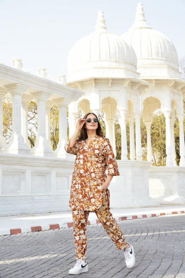 floral print golden brown co ords set with pockets