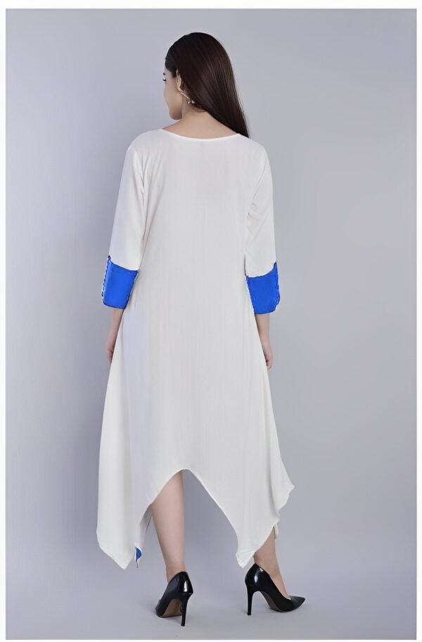 hemangi white rayon asymmetric hem kurta with blue contrast